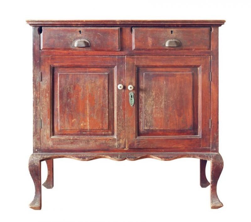 R&eacute;novation de meubles anciens : techniques et astuces d'experts