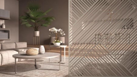 Un claustra ou une commode en menuiserie sur mesure transforme un int&eacute;rieur pr&egrave;s de M&eacute;ru
